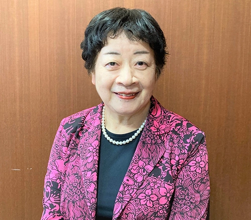 小林月子